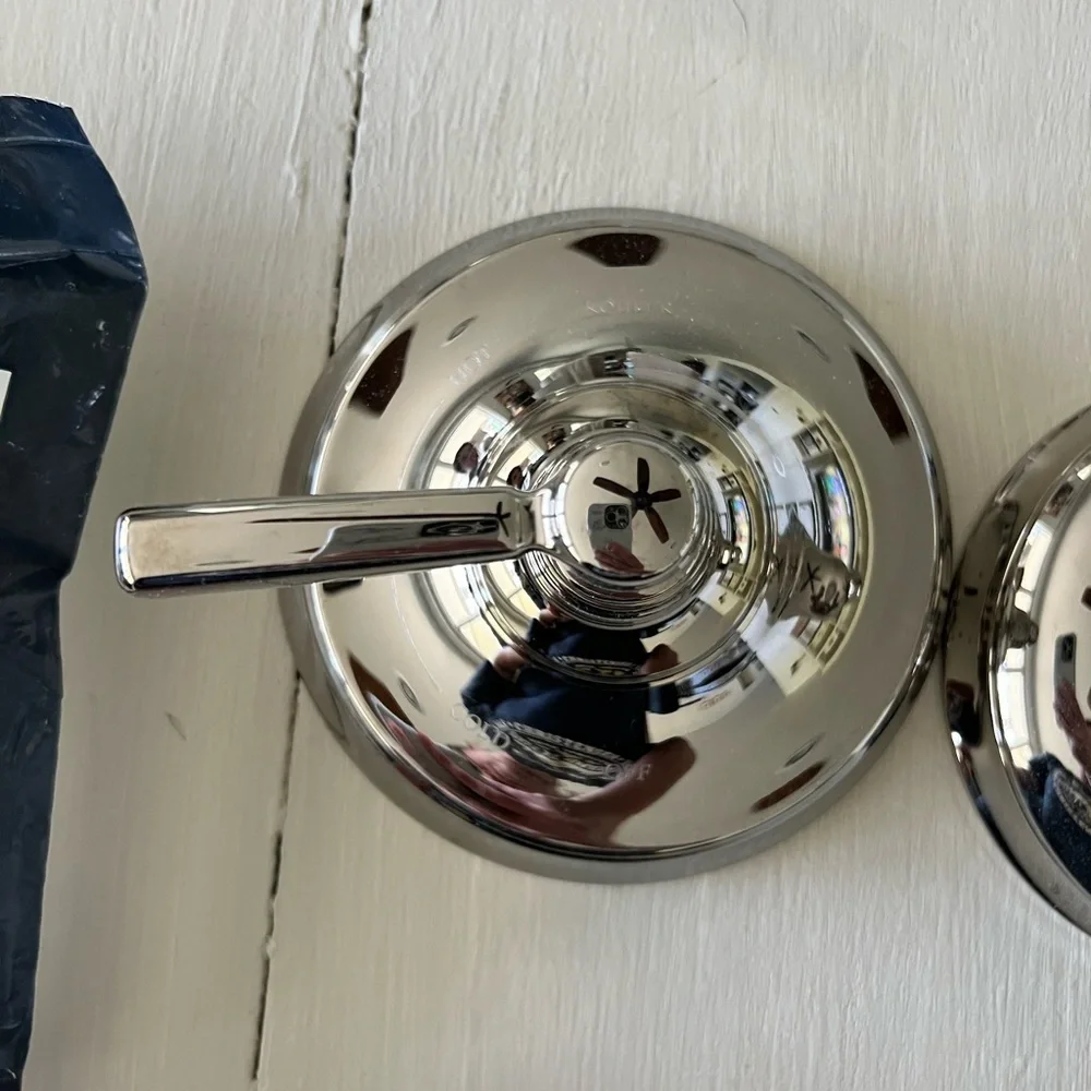 New Kohler Devonshire Vibrant Polished Nickel Showerhead Bathroom Fixture/handle